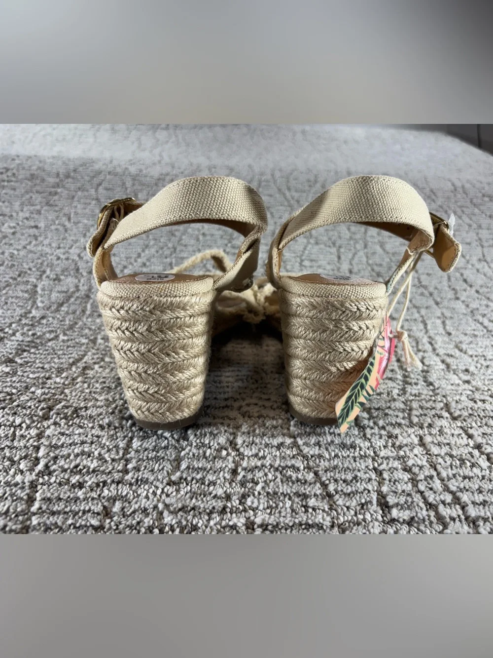 NEW Tommy Bahama Size 8.5 Bethany Espadrille Wedge Sandals